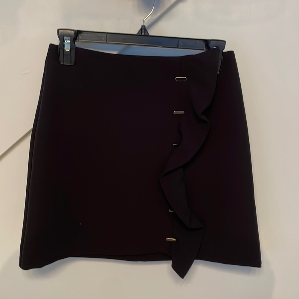 Zara Mini Skirt - Sleek & Stylish - Size S